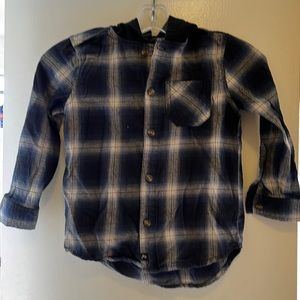 Boys' Flannel Hooded Long Sleeve Button-Down Shirt - art class plaid size XS 4-5